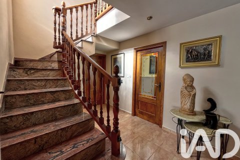 Talo myytävänä Villena, Alicante, Espanja, 11 makuuhuonetta, 470 m2 No. 152761 - kuva 22