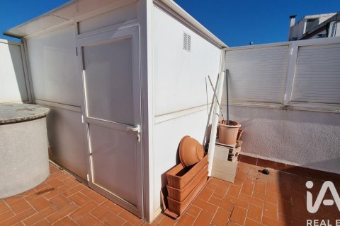 Продажа дома в Лес Рокетес, Барселона, Испания 4 спальни, 131м2 №152760 - фото 14