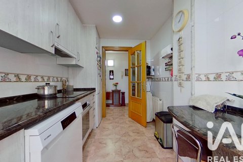 Apartament w Roda de Berà, Tarragona, Hiszpania 3 sypialnie, 130 mkw. nr 172768 – zdjęcie 6