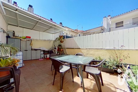 Apartament w Roda de Berà, Tarragona, Hiszpania 3 sypialnie, 130 mkw. nr 172768 – zdjęcie 2