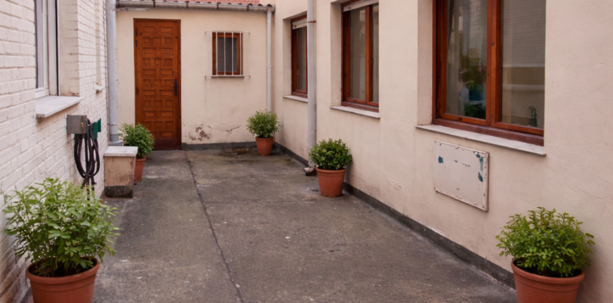 Townhouse à Leon, Espagne 4 chambres, 132 m2 No. 172767