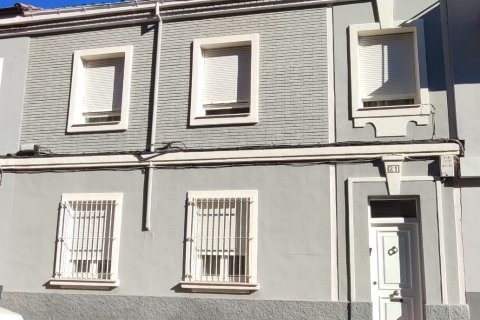 Townhouse à vendre à Leon, Espagne, 4 chambres, 132 m2 No. 172767 - photo 27