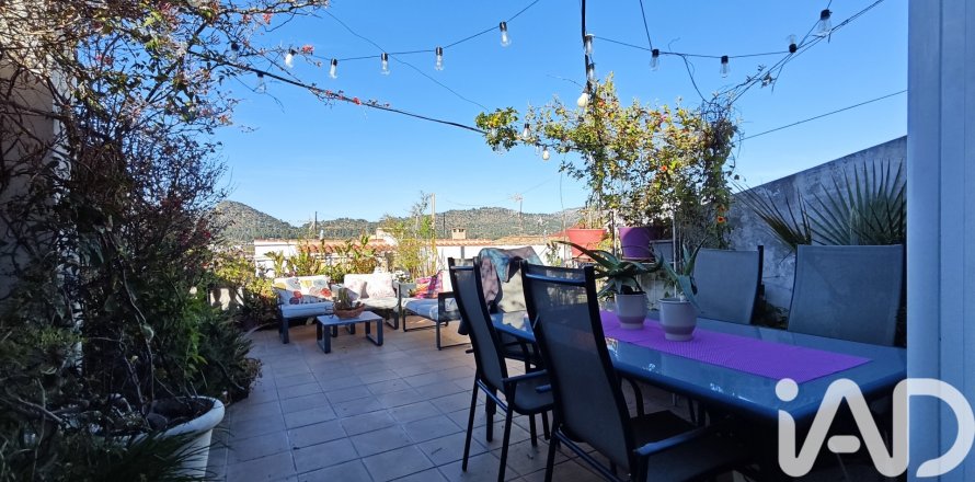 Casa a Pedreguer, Alicante, Spagna 4 camere da letto, 213 mq. N° 172765
