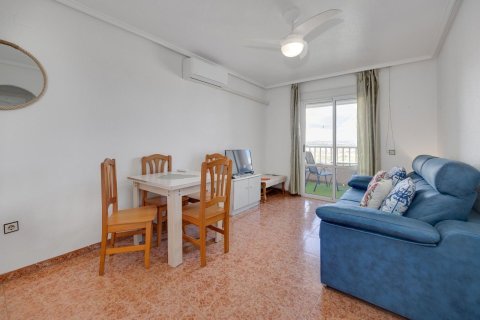 Penthouse for sale in Torrevieja, Alicante, Spain 2 bedrooms, 61 sq.m. No. 184331 - photo 3