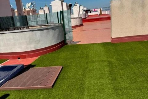 Apartamento en venta en Torrevieja, Alicante, España 2 dormitorios, 66 m2 No. 184335 - foto 12