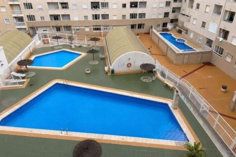 Wohnung in Torrevieja, Alicante, Spanien 2 Schlafzimmer, 66 m2 Nr. 184335