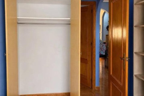 Apartamento en venta en Torrevieja, Alicante, España 2 dormitorios, 66 m2 No. 184335 - foto 5