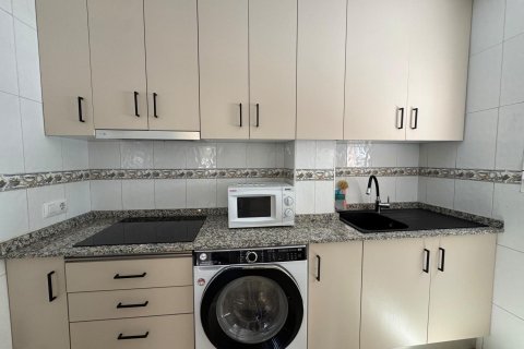 Apartment for sale in Torrevieja, Alicante, Spain 3 bedrooms, 69 sq.m. No. 184334 - photo 14