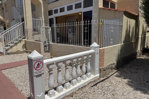 Apartment for sale in Torrevieja, Alicante, Spain 3 bedrooms, 69 sq.m. No. 184334 - photo 3
