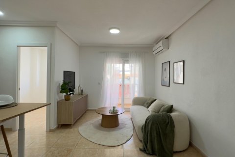 Apartment à Torrevieja, Alicante, Espagne 2 chambres, 48 m2 No. 184332