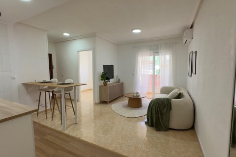 Apartment for sale in Torrevieja, Alicante, Spain 2 bedrooms, 48 sq.m. No. 184332 - photo 2