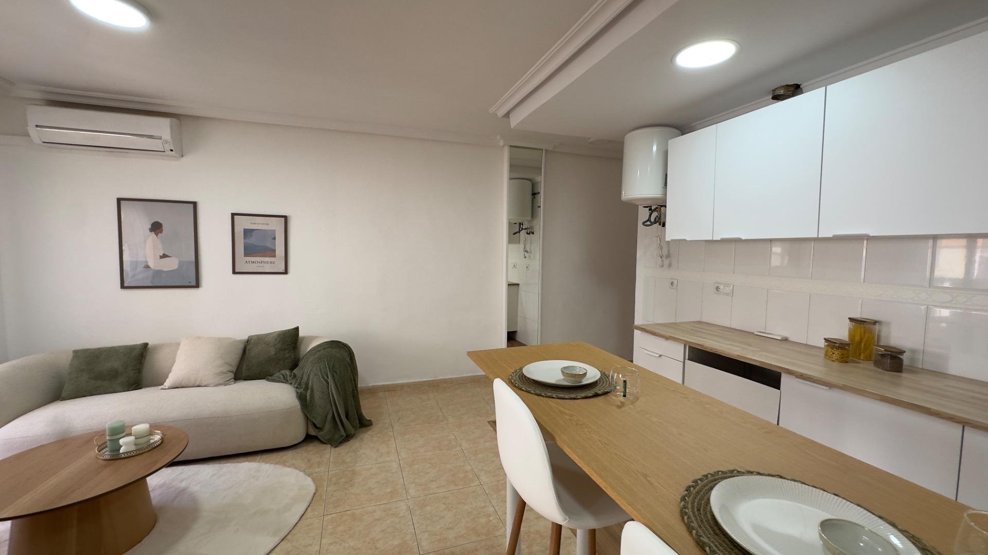 Apartament w Torrevieja, Alicante, Hiszpania 2 sypialnie, 48 mkw. nr 184332