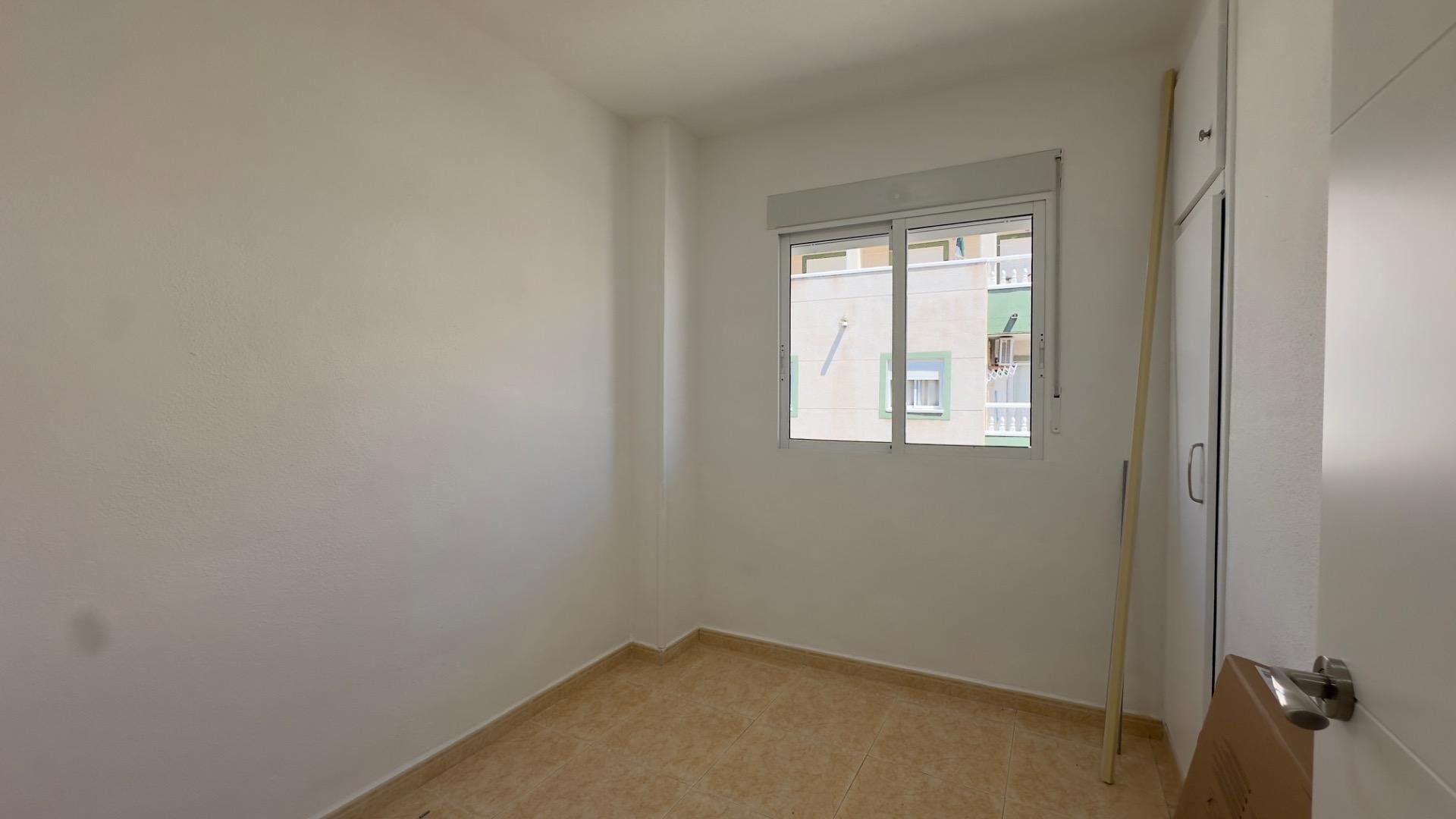 Apartament w Torrevieja, Alicante, Hiszpania 2 sypialnie, 48 mkw. nr 184332