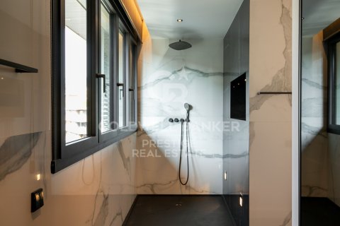 Apartment for sale in Barcelona, Spain 5 bedrooms, 750 sq.m. No. 159673 - photo 17