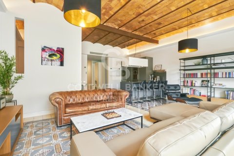 Apartamento en venta en Barcelona, España 3 dormitorios, 155 m2 No. 159672 - foto 3