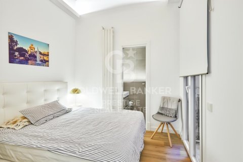 Apartment à vendre à Barcelona, Espagne, 3 chambres, 109 m2 No. 159671 - photo 7