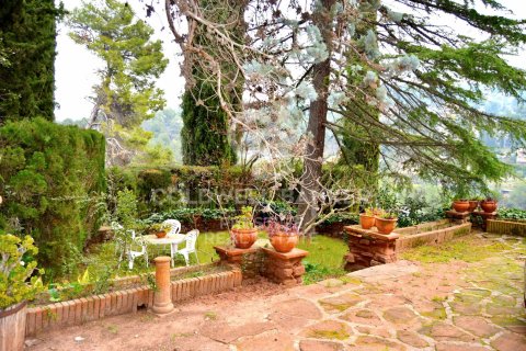 Hus till salu i Castellvi de Rosanes, Barcelona, Spanien 4 sovrum, 249 kvm. Nr. 159670 - foto 20