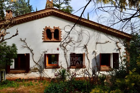 Hus till salu i Castellvi de Rosanes, Barcelona, Spanien 4 sovrum, 249 kvm. Nr. 159670 - foto 24