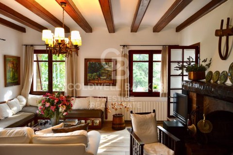 Hus till salu i Castellvi de Rosanes, Barcelona, Spanien 4 sovrum, 249 kvm. Nr. 159670 - foto 7