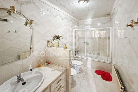 Townhouse zum Verkauf in Borrassa, Girona, Spanien 6 Schlafzimmer, 573 m2 Nr. 159669 - Foto 11