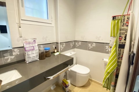 Villa à vendre à Dehesa De Campoamor, Alicante, Espagne, 5 chambres, 247 m2 No. 145744 - photo 17