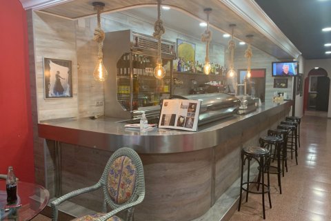 Liikekiinteistö myytävänä Alicante, Espanja , 101 m2 No. 145746 - kuva 2