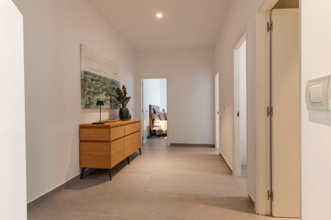 Huvila myytävänä Guardamar del Segura, Alicante, Espanja, 4 makuuhuonetta, 188 m2 No. 145745 - kuva 19