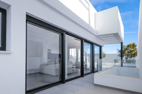 Huvila myytävänä Guardamar del Segura, Alicante, Espanja, 4 makuuhuonetta, 188 m2 No. 145745 - kuva 23