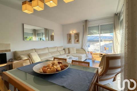 Apartamento en venta en Cubelles, Barcelona, España 4 dormitorios, 120 m2 No. 154114 - foto 8