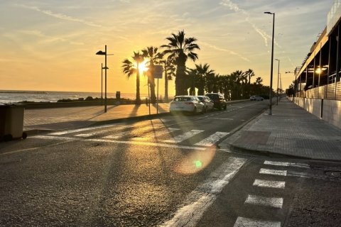 Apartamento en venta en Cubelles, Barcelona, España 4 dormitorios, 120 m2 No. 154114 - foto 26