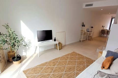 Продажа дуплекса в Санта-Колома-де-Граменет, Барселона, Испания 2 спальни, 134м2 №154120 - фото 6