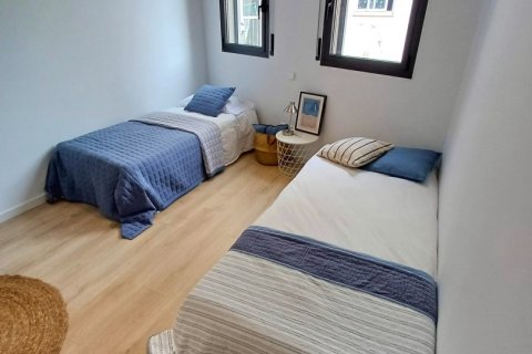 Продажа дуплекса в Санта-Колома-де-Граменет, Барселона, Испания 2 спальни, 134м2 №154120 - фото 17