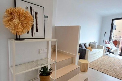 Продажа дуплекса в Санта-Колома-де-Граменет, Барселона, Испания 2 спальни, 134м2 №154120 - фото 5