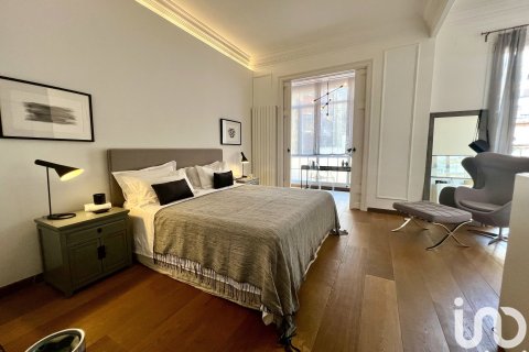 Apartament w Barcelona, Hiszpania 4 sypialnie, 179 mkw. nr 154118 – zdjęcie 12