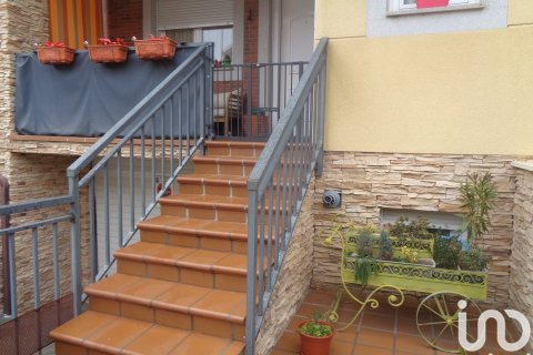 Hus till salu i Villaobispo de las Regueras, Leon, Spanien 4 sovrum, 220 kvm. Nr. 154116 - foto 3