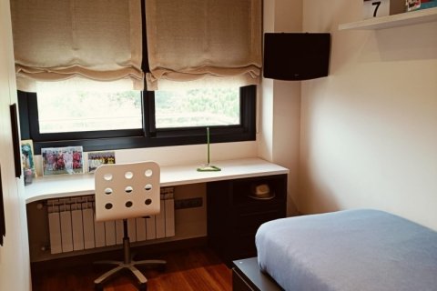 Продажа дома в Л'Аметлья-де-Мар, Таррагона, Испания 4 спальни, 300м2 №154119 - фото 10