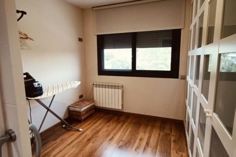 Продажа дома в Л'Аметлья-де-Мар, Таррагона, Испания 4 спальни, 300м2 №154119 - фото 13
