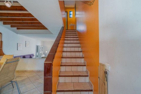 House for sale in Sitges, Barcelona, Spain 4 bedrooms, 110 sq.m. No. 164938 - photo 19