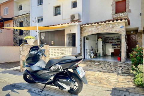 Продажа дома в Ситжес, Барселона, Испания 3 спальни, 134м2 №164940 - фото 13