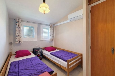 House for sale in Sitges, Barcelona, Spain 4 bedrooms, 125 sq.m. No. 164939 - photo 4