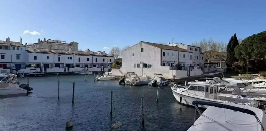 House in Sitges, Barcelona, Spain 4 bedrooms, 125 sq.m. No. 164939