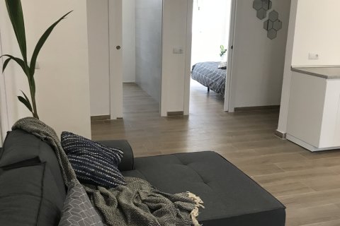 Apartamento en venta en Villajoyosa, Alicante, España 3 dormitorios,  No. 189051 - foto 7