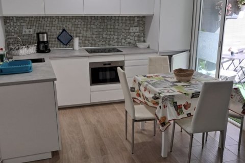 Apartamento en venta en Villajoyosa, Alicante, España 3 dormitorios,  No. 189051 - foto 2