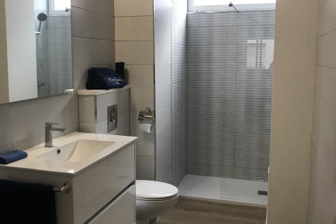 Apartamento en venta en Villajoyosa, Alicante, España 3 dormitorios,  No. 189051 - foto 5