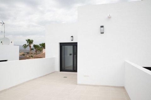 Villa zum Verkauf in Busot, Alicante, Spanien 3 Schlafzimmer, 159 m2 Nr. 181044 - Foto 8