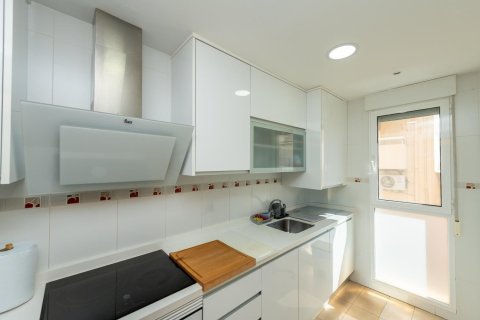 Lägenhet till salu i Dehesa De Campoamor, Alicante, Spanien 2 sovrum, 76 kvm. Nr. 181042 - foto 8