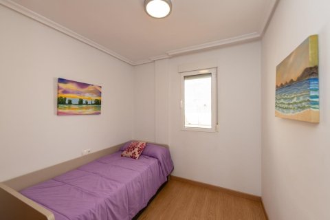 Lägenhet till salu i Dehesa De Campoamor, Alicante, Spanien 2 sovrum, 76 kvm. Nr. 181042 - foto 10