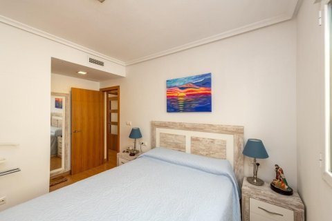 Lägenhet till salu i Dehesa De Campoamor, Alicante, Spanien 2 sovrum, 76 kvm. Nr. 181042 - foto 13