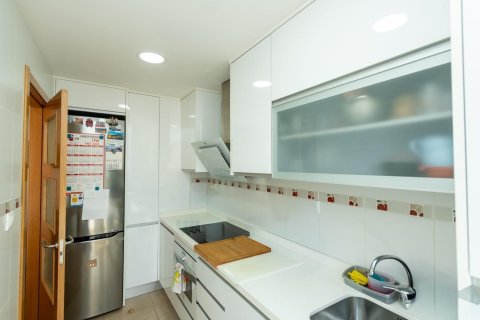 Lägenhet till salu i Dehesa De Campoamor, Alicante, Spanien 2 sovrum, 76 kvm. Nr. 181042 - foto 7