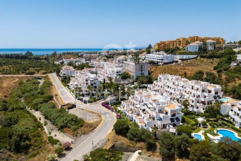 Huvila myytävänä Estepona, Malaga, Espanja, 4 makuuhuonetta, 433 m2 No. 158374 - kuva 25
